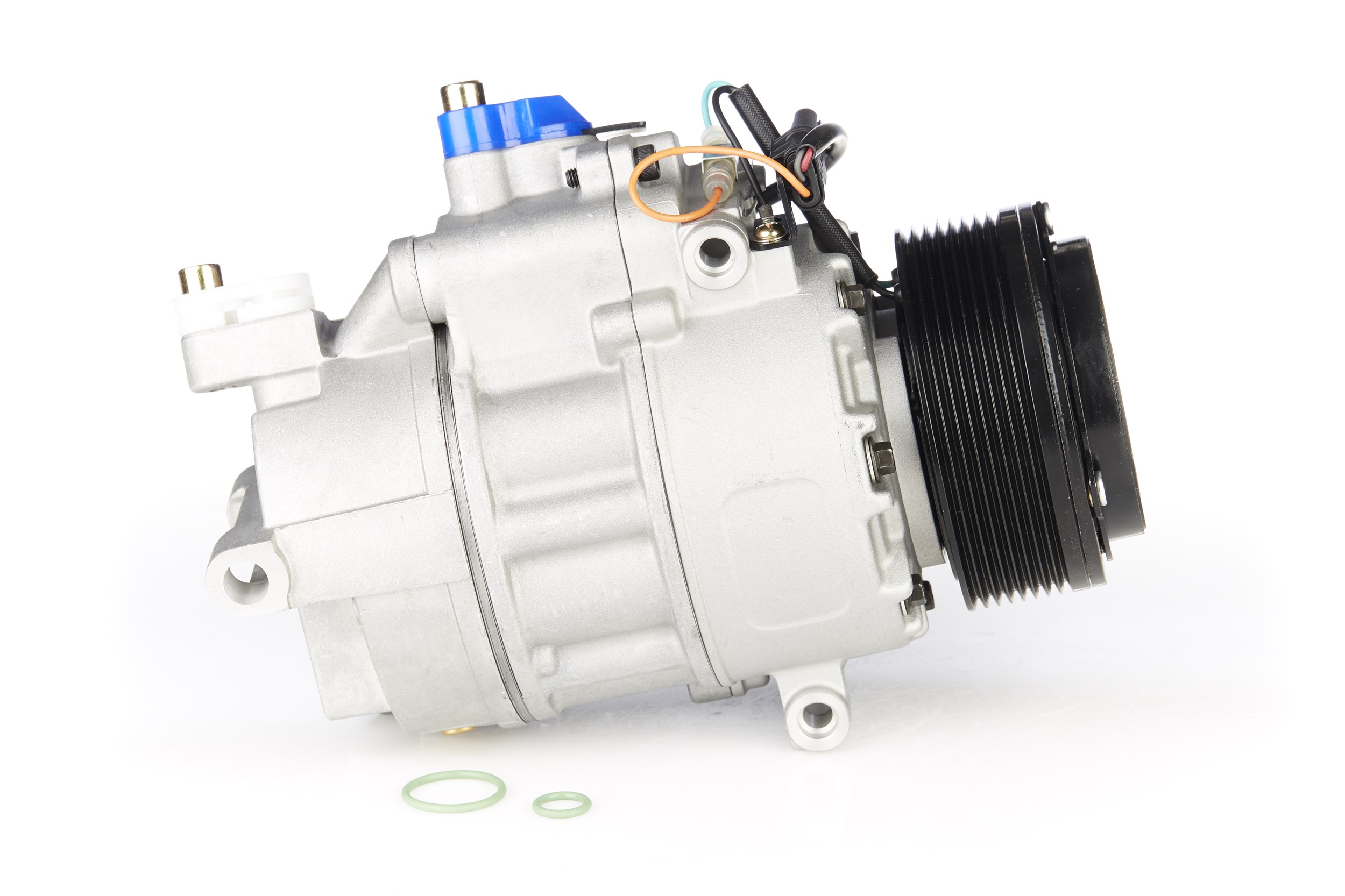 NISSENS Air conditioning compressor 890303