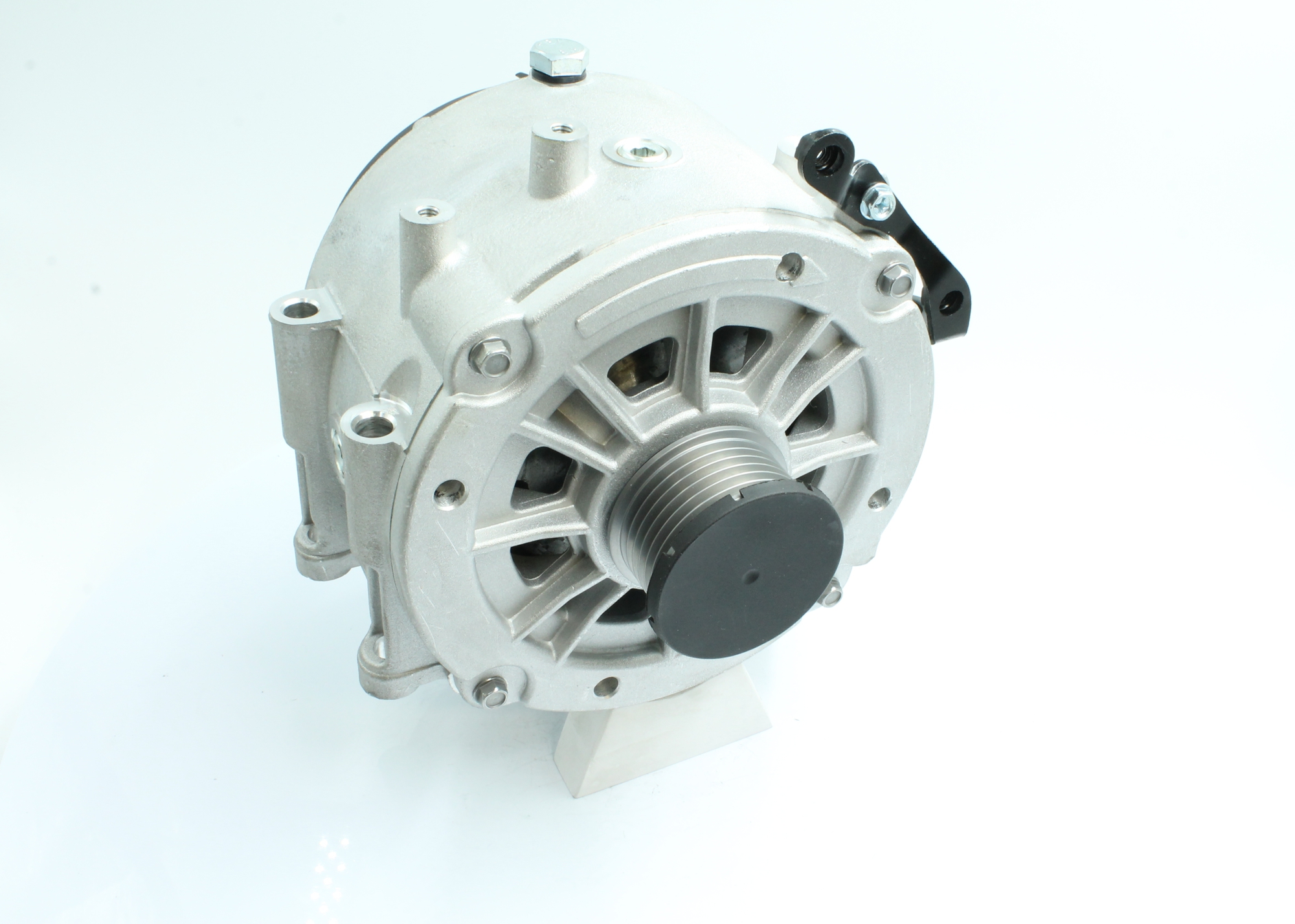 A0001501650 OE PowerMax Генератор 89213270