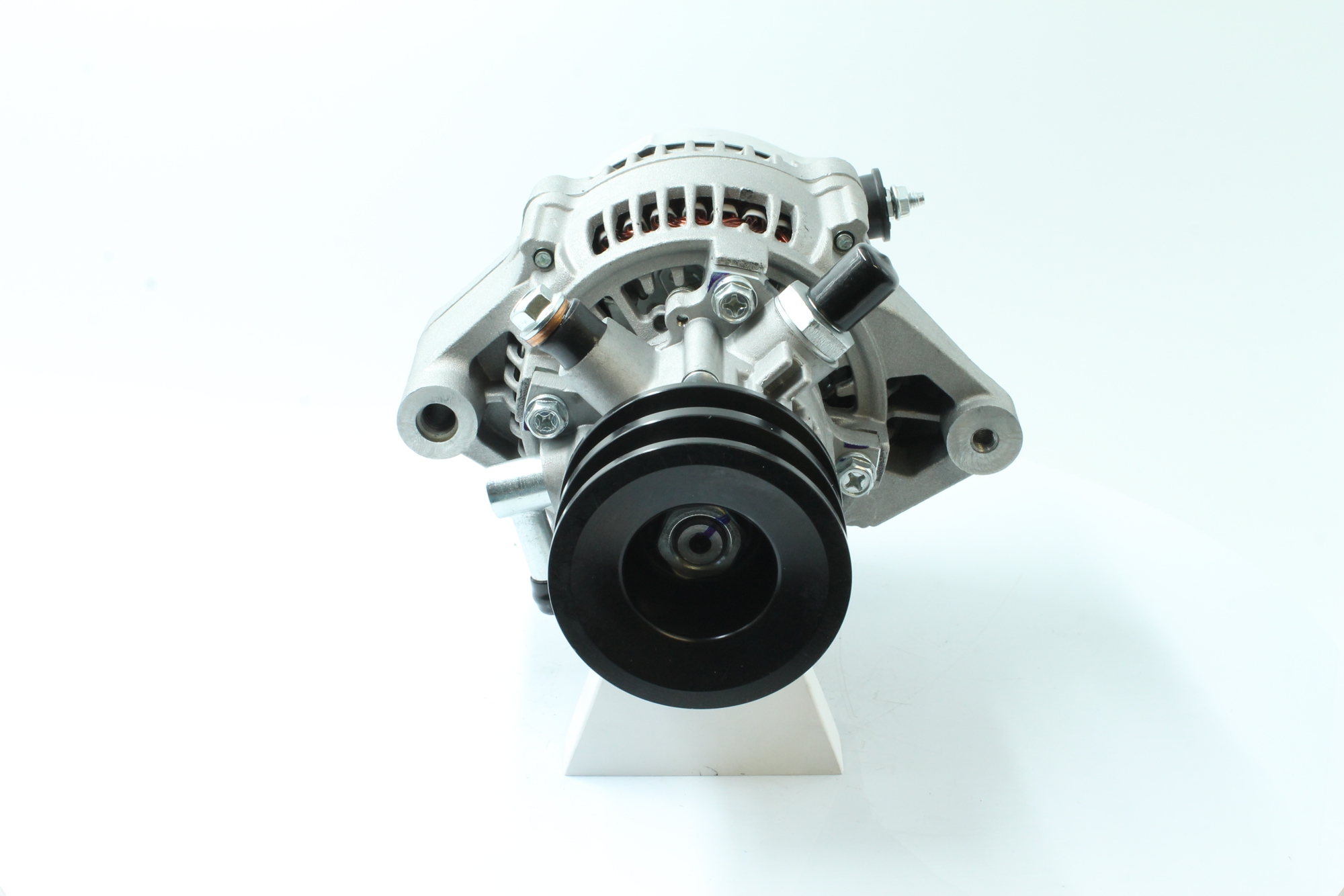 Laturi PowerMax 89213302 sopivat TOYOTA halvalla