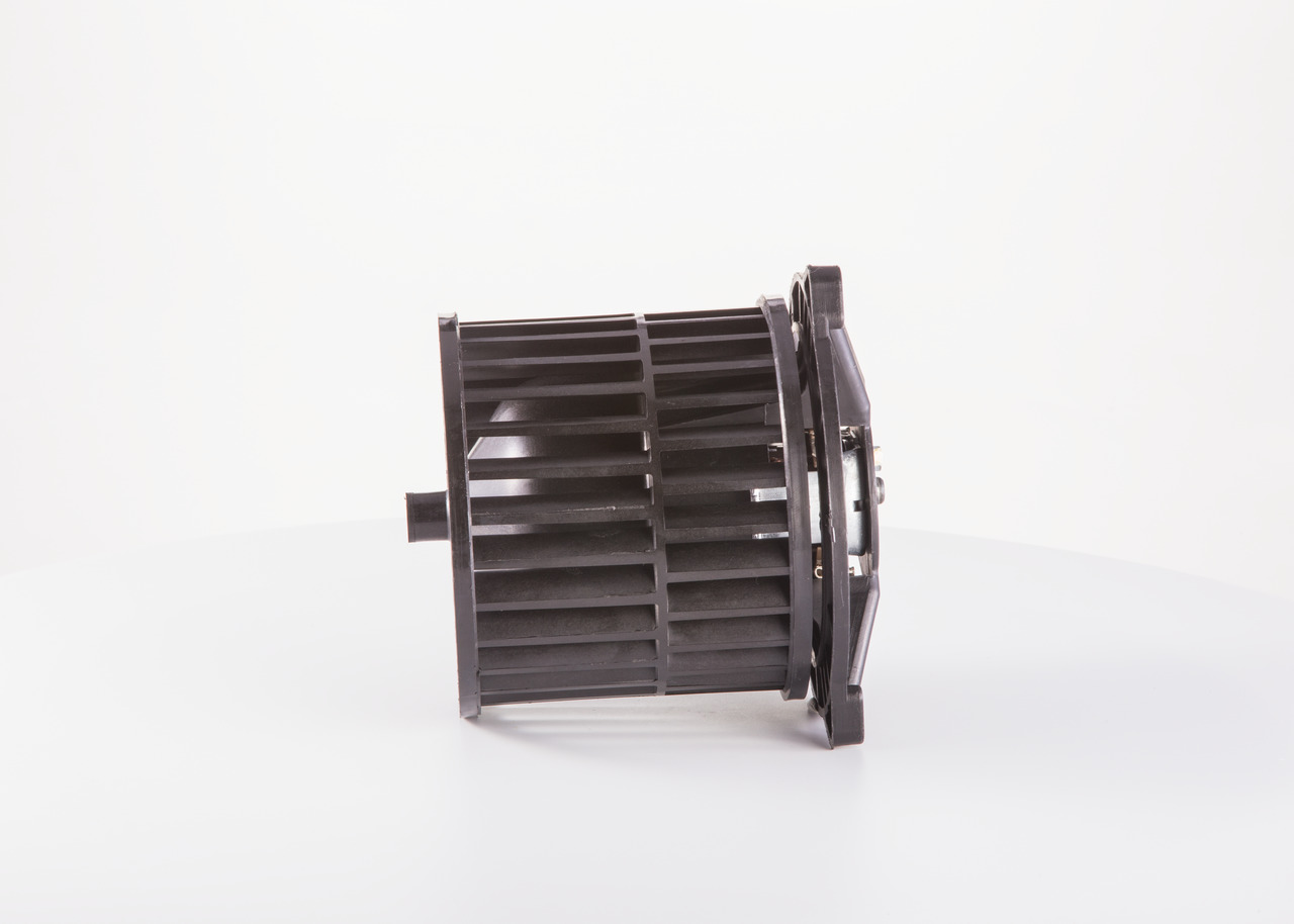 BOSCH 9 130 451 074 Kabineblæser FIAT Uno Hatchback (146_) 1.0 Mille Fire MPI Benzin 54 HK 2003 pris