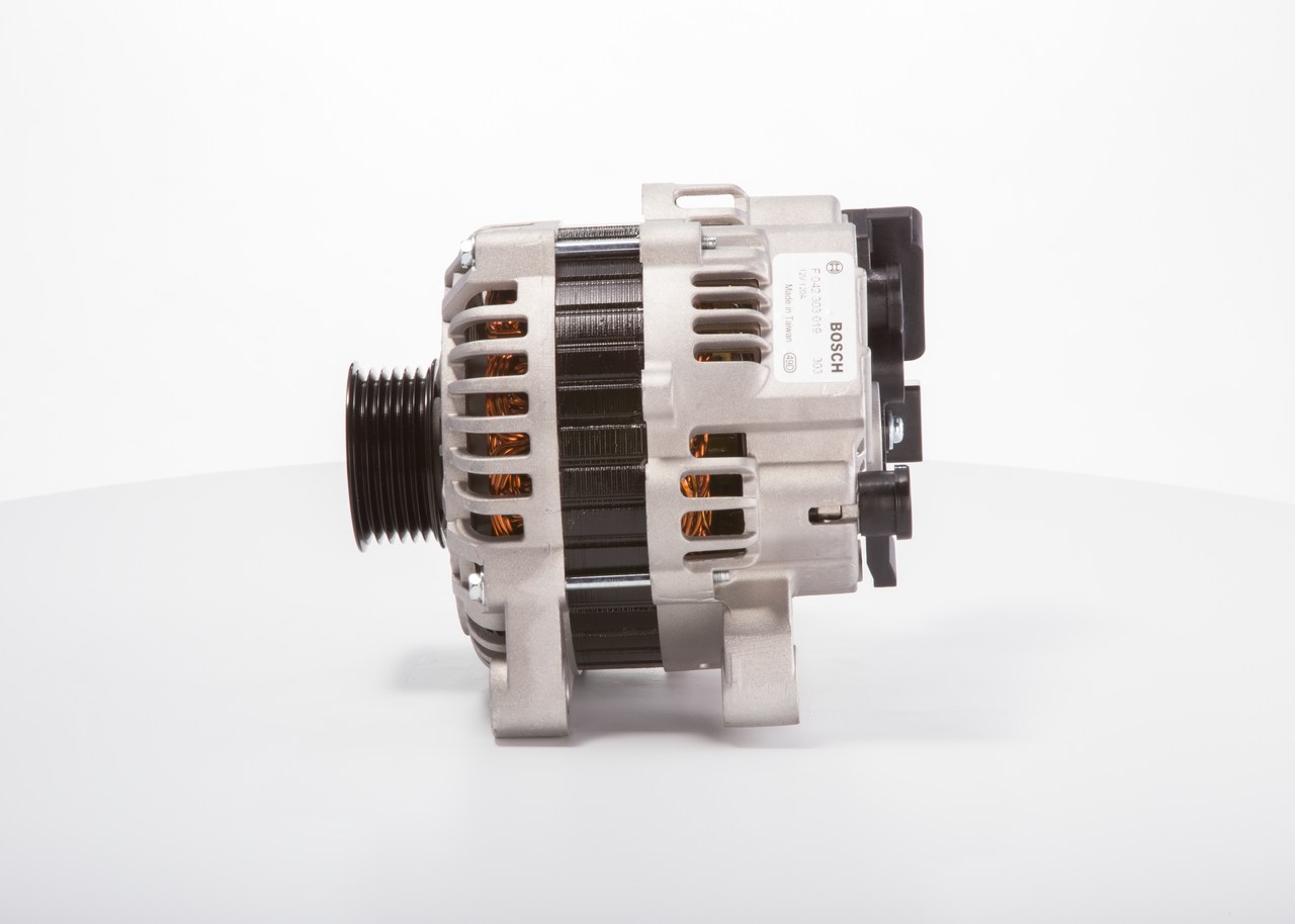 Alternador 57054Z BOSCH F 042 303 019