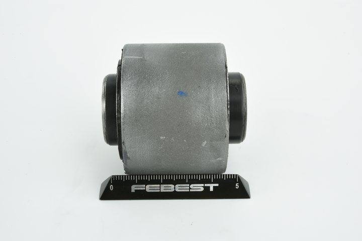 DB5Z5A972M OE FEBEST Supporto braccio oscillante FDAB-043