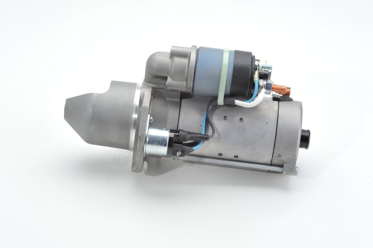 BOSCH Starter motor 0 001 231 016