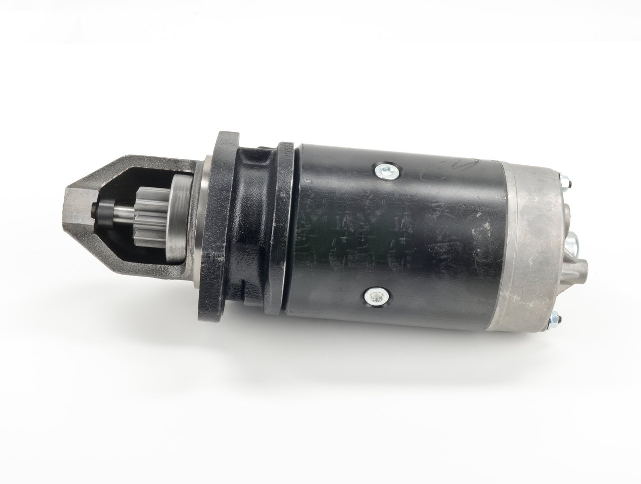 BOSCH Starter motor 0 001 367 054