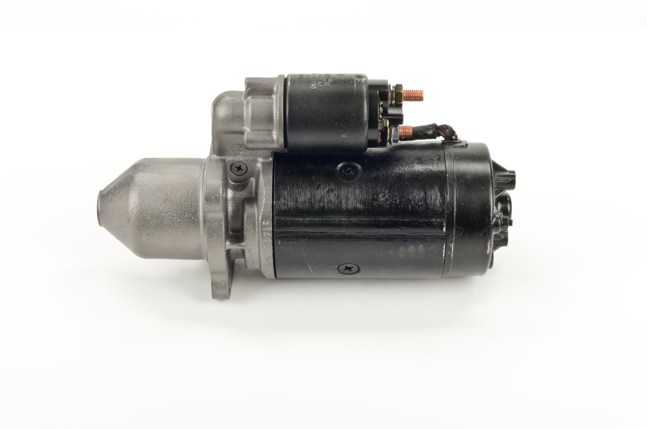 BOSCH Starter motor 0 001 368 069