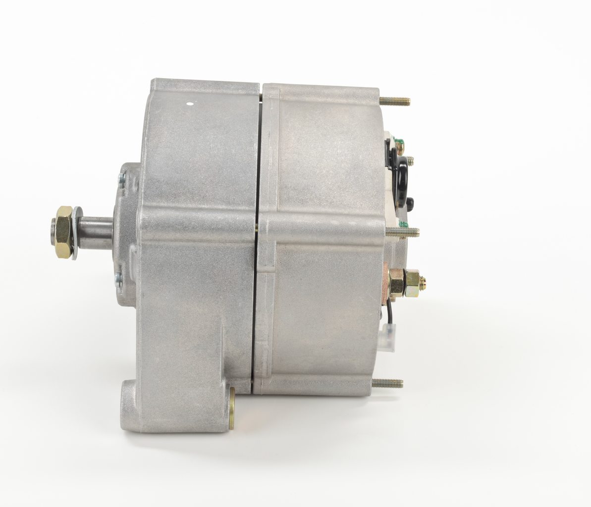 R941520 OE BOSCH Alternator 0 120 469 585