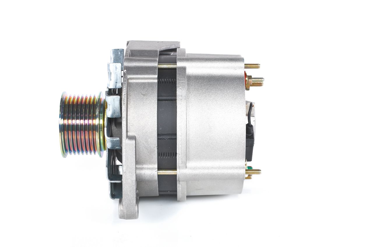Alternatore BOSCH 0 120 484 050 adatti per FIAT, VOLKSWAGEN, BMW, MERCEDES-BENZ, AUDI prezzi economici
