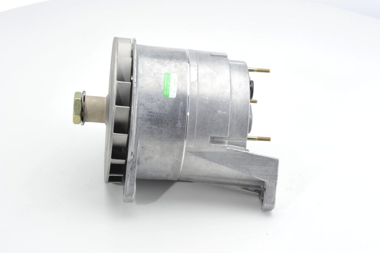 BOSCH 0 120 689 571 Alternator MERCEDES-BENZ Citaro (O 530) Citaro N, Citaro MUE 299 km 2005