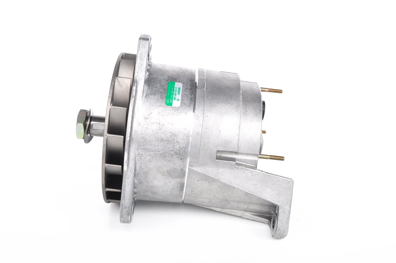 BOSCH 0 120 689 588 Alternator MERCEDES-BENZ Citaro (O 530) Citaro N, Citaro MUE 299 km 2001