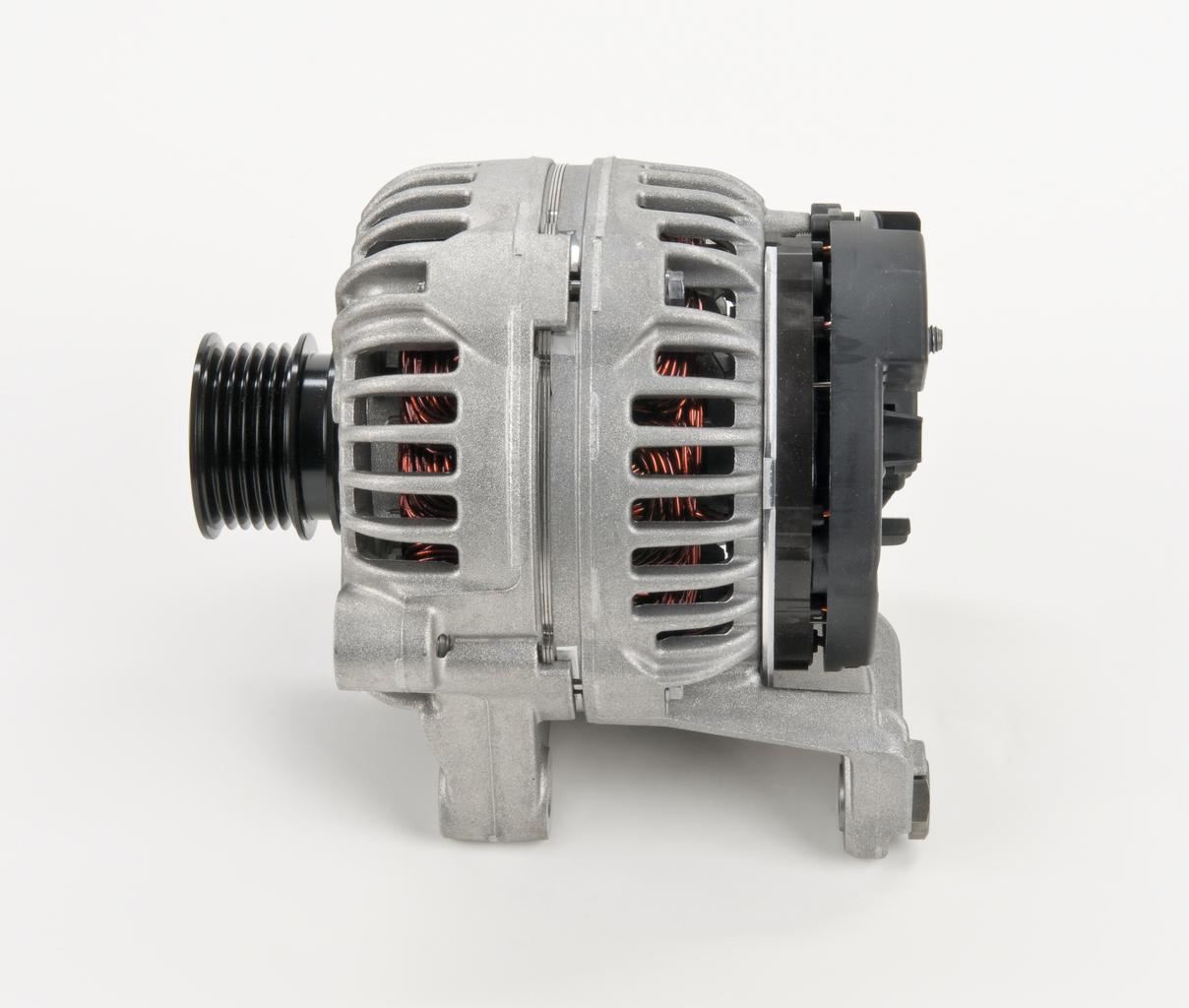 BOSCH Alternatore 0 124 515 105