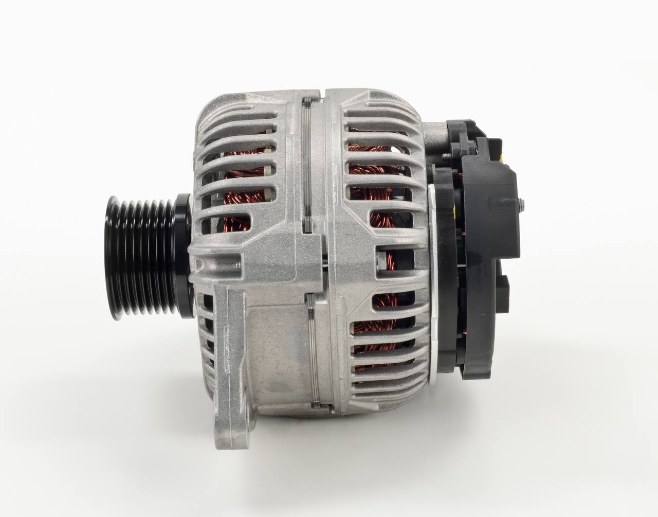BOSCH Alternador 0 124 515 113