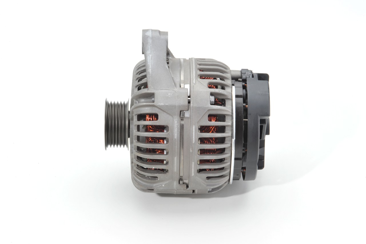 BOSCH Lichtmaschine 0 124 525 106