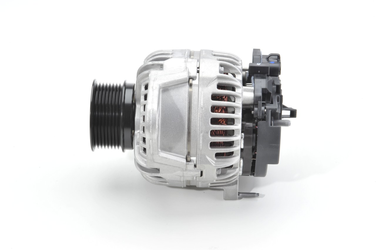 BOSCH Dynamo / Alternator 0 124 555 017