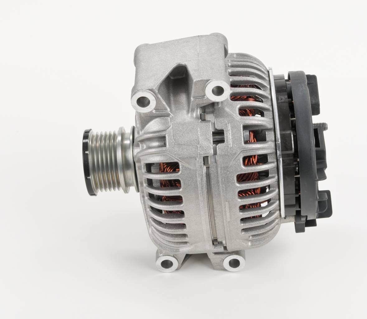 Купить BOSCH Генератор 0 124 615 019