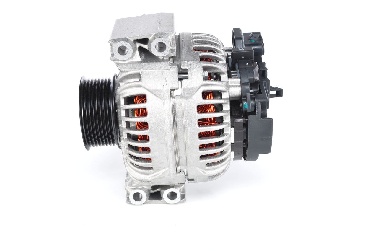 Dynamo / Alternator BOSCH 0 124 655 026 geschikt voor VOLKSWAGEN, BMW, MERCEDES-BENZ, OPEL, FORD goedkope