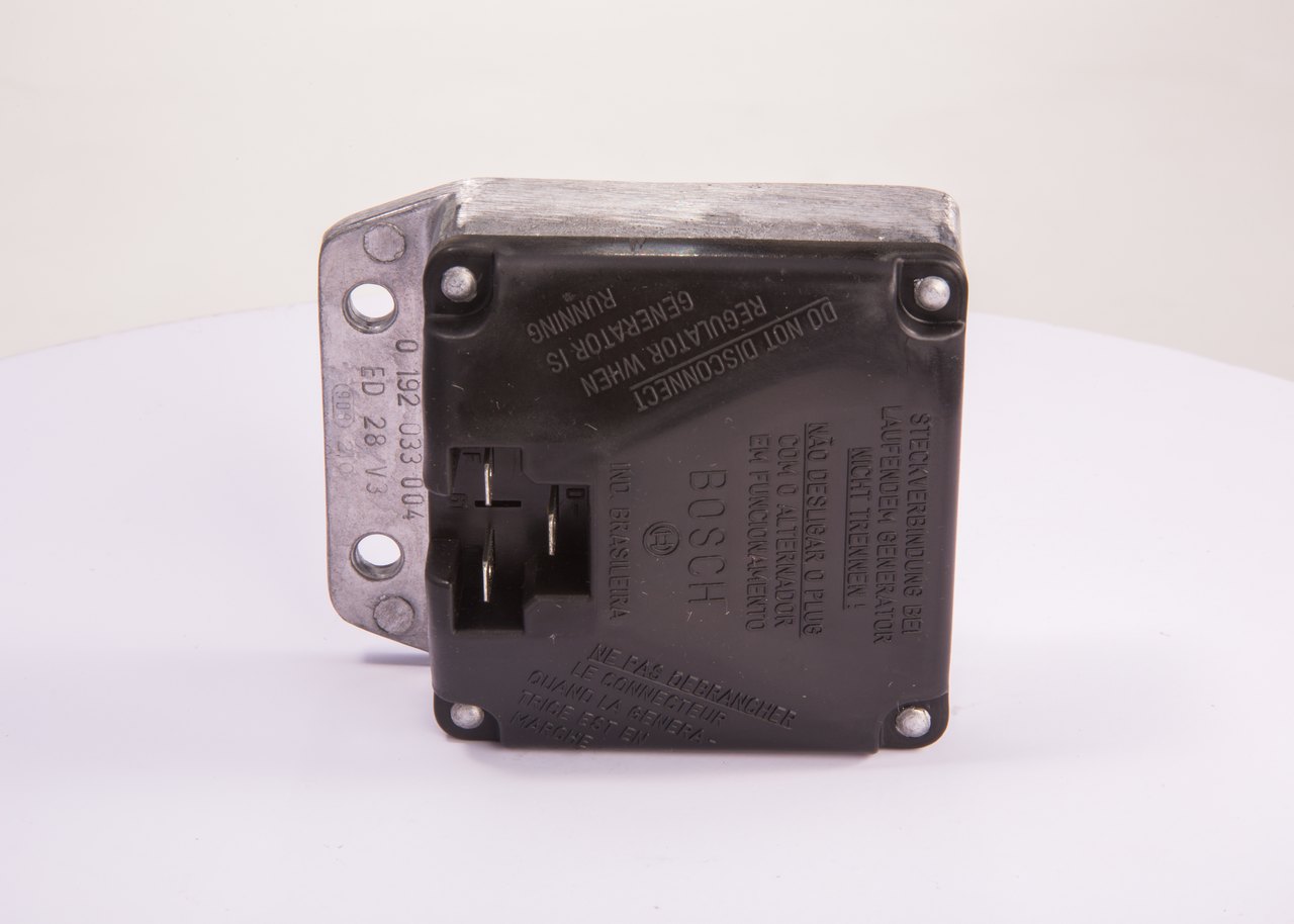 102746 OE BOSCH Alternator Regulator 0 192 033 004