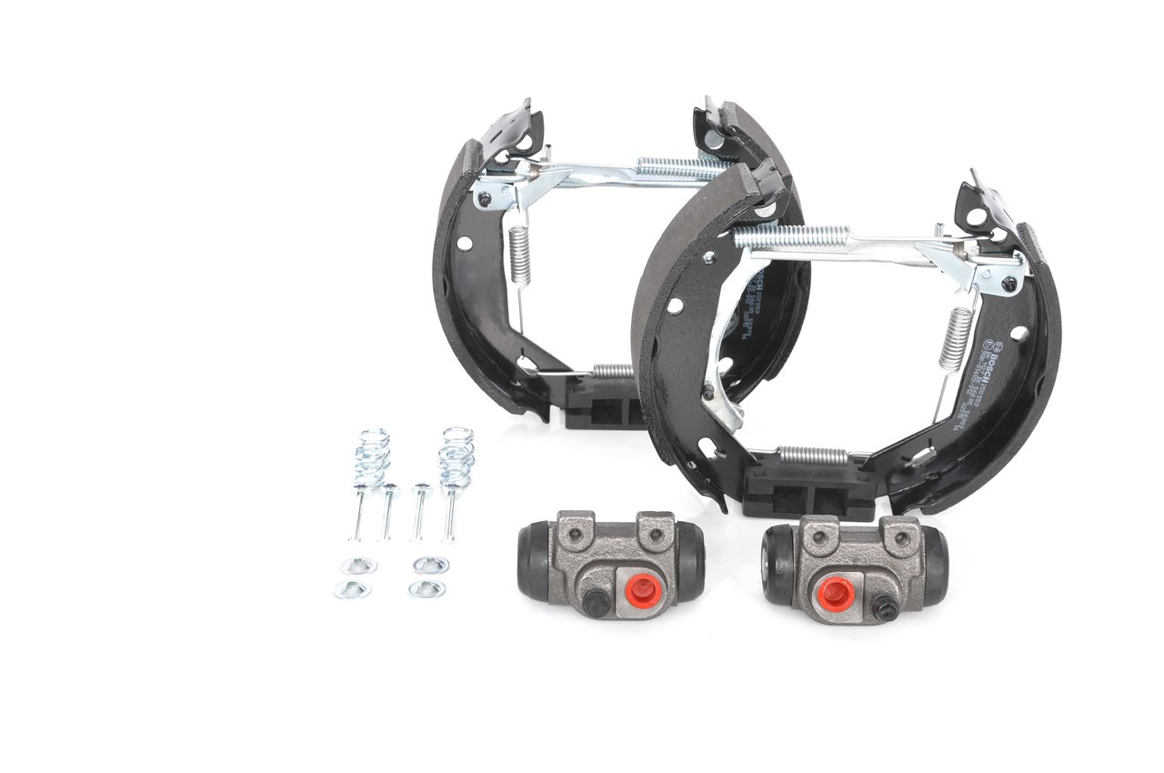 BOSCH Brake Set, drum brakes 0 204 114 502