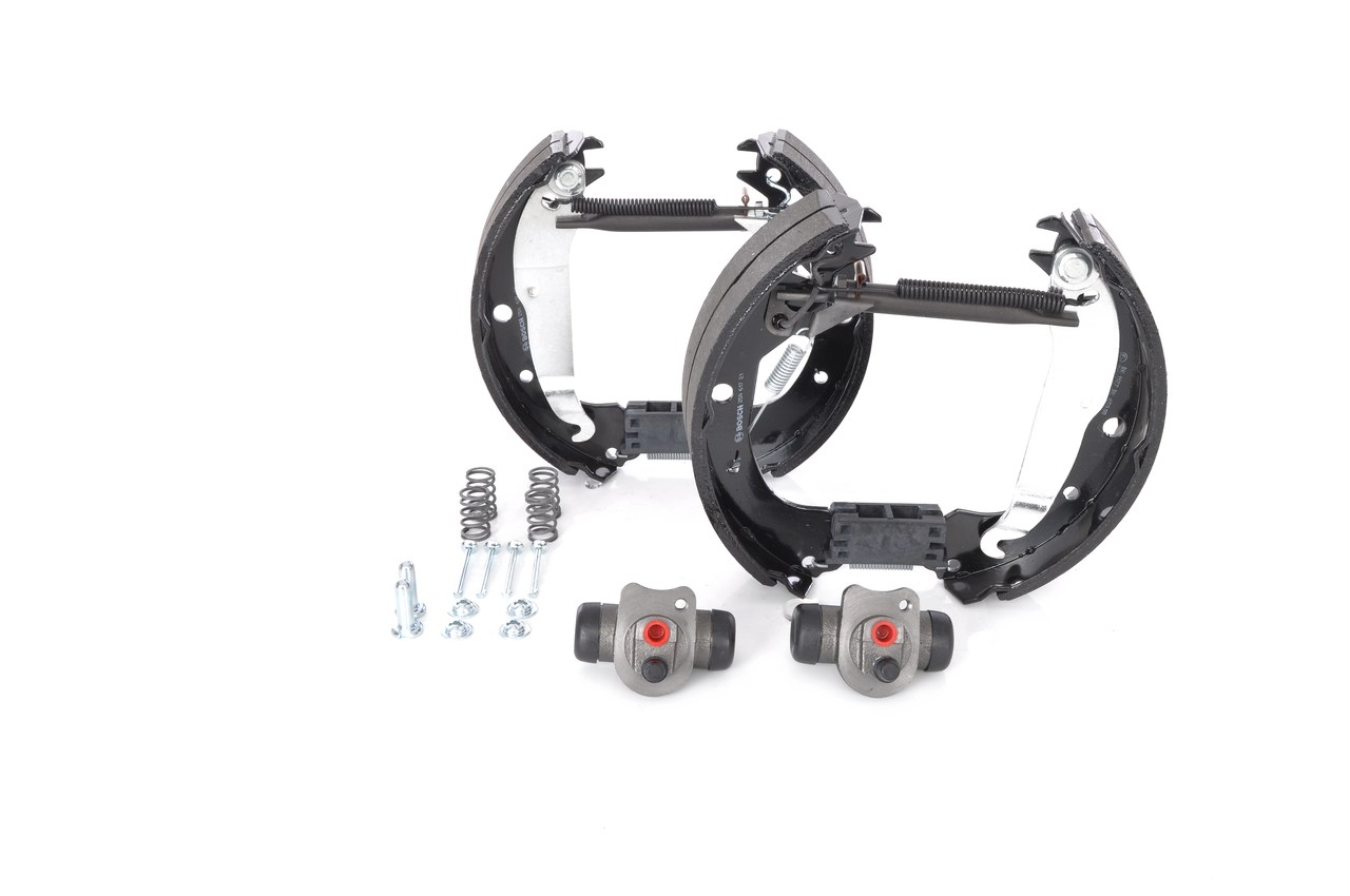 BOSCH 0 204 114 609 Bromsbacksats Opel Combo B 1.7 D Diesel 60 hk 1994 pris