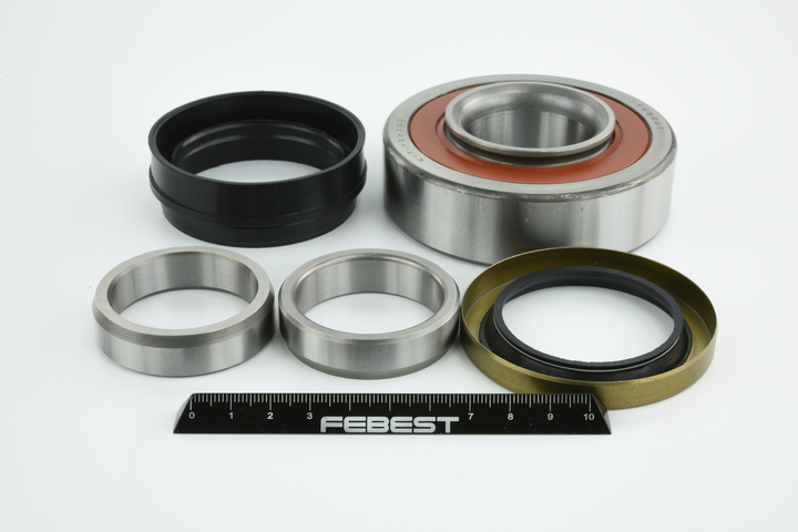 FEBEST KIT-TRH200 Ophæng kardan TOYOTA Dyna Ladvogn / Chassis (U400-U700, Y200-Y300) 3.0 D4d (KDY221, KDY231) Diesel 136 HK 2015 pris