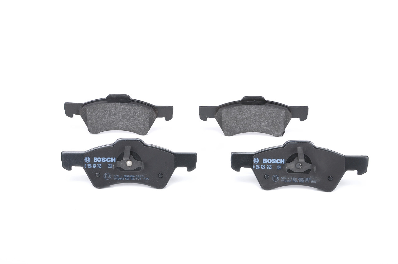 BOSCH 0 986 424 765 CHRYSLER VOYAGER Remblokken origineel