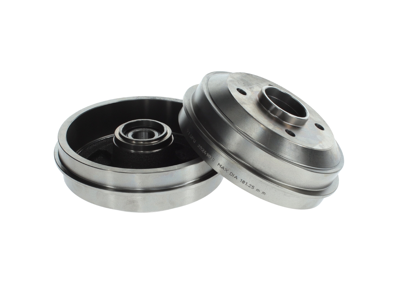 BOSCH 0 986 477 113 Bremsetrommel PEUGEOT 306 Cabrio 1.8 Bensin 101 hk 1998 pris