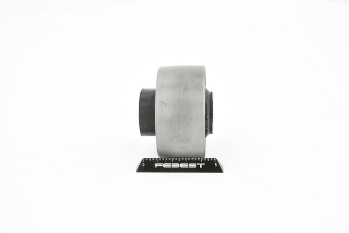 KD352880X OE FEBEST Silent bloc d'essieu MZAB-159