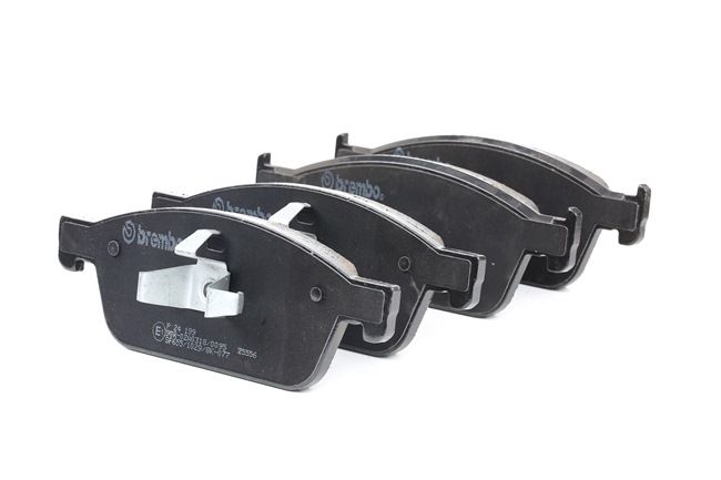 1882108 OE BREMBO Zavorne ploščice P 24 199