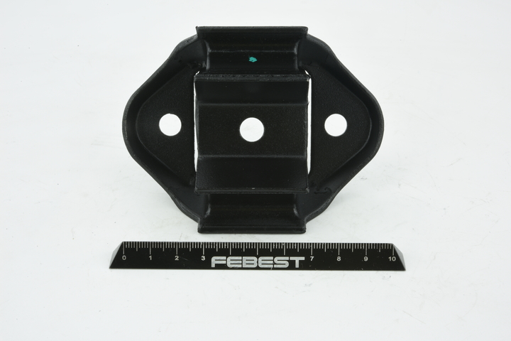 FEBEST SZM-SN413RR Подушка / крепление двигателя Suzuki Samurai SJ 1.3 Привод на все колеса (SJ 413) бензин 64 л.с. 1998