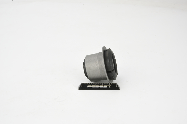 FEBEST TAB-014 Silent bloc d'essieu TOYOTA Hilux Camion à Plateau / Châssis (LN_, _N1_) 2.8 D 4WD (LN106, LN111) Diesel 82 CV 1988 prix