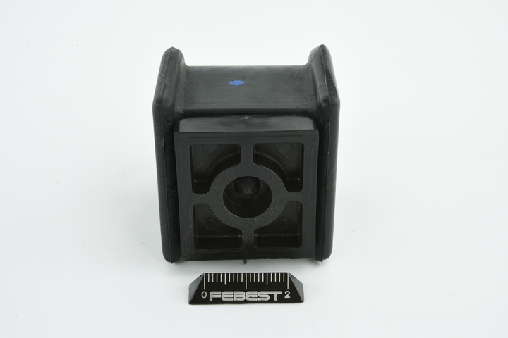 4881520290 OE FEBEST Ophæng, stabilisator TSB-ZZT240F