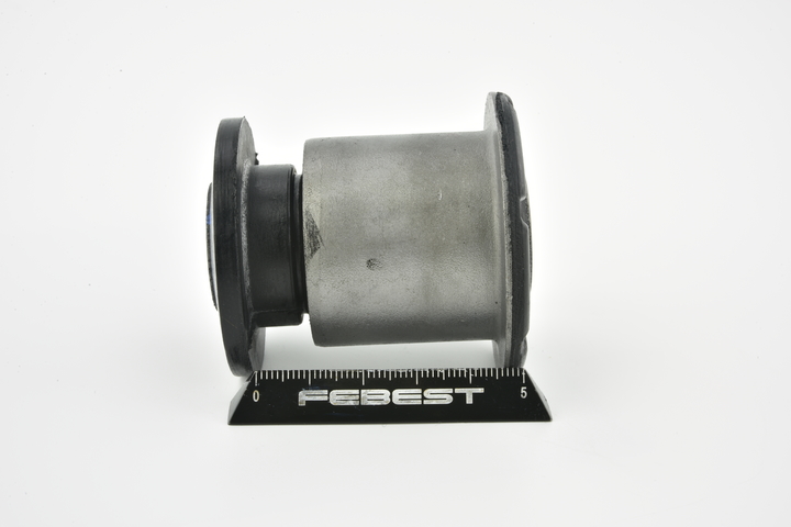 7P0505312E OE FEBEST Ophæng, bærearm VWAB-004