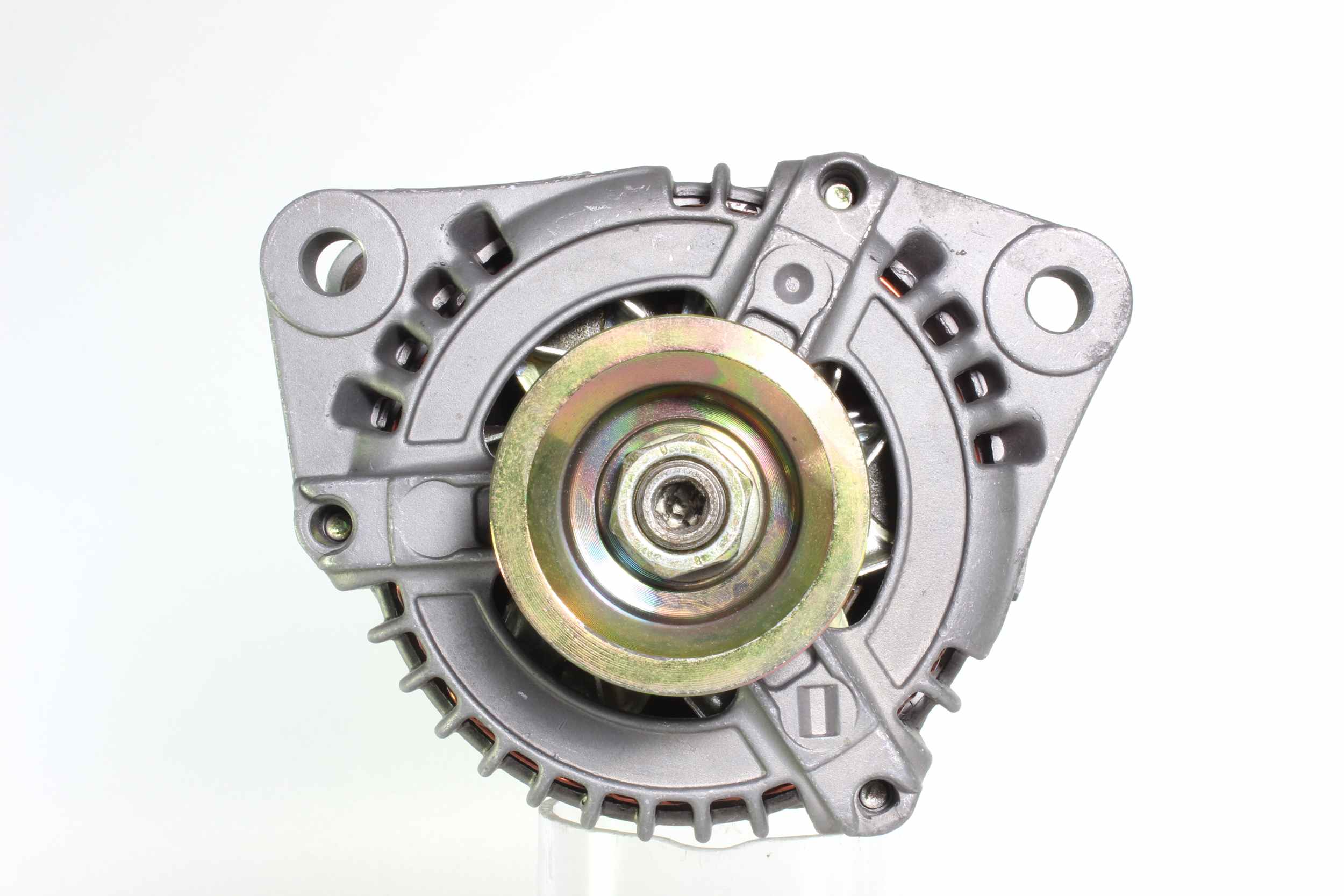 46425518 OE ALANKO Alternador 11443756