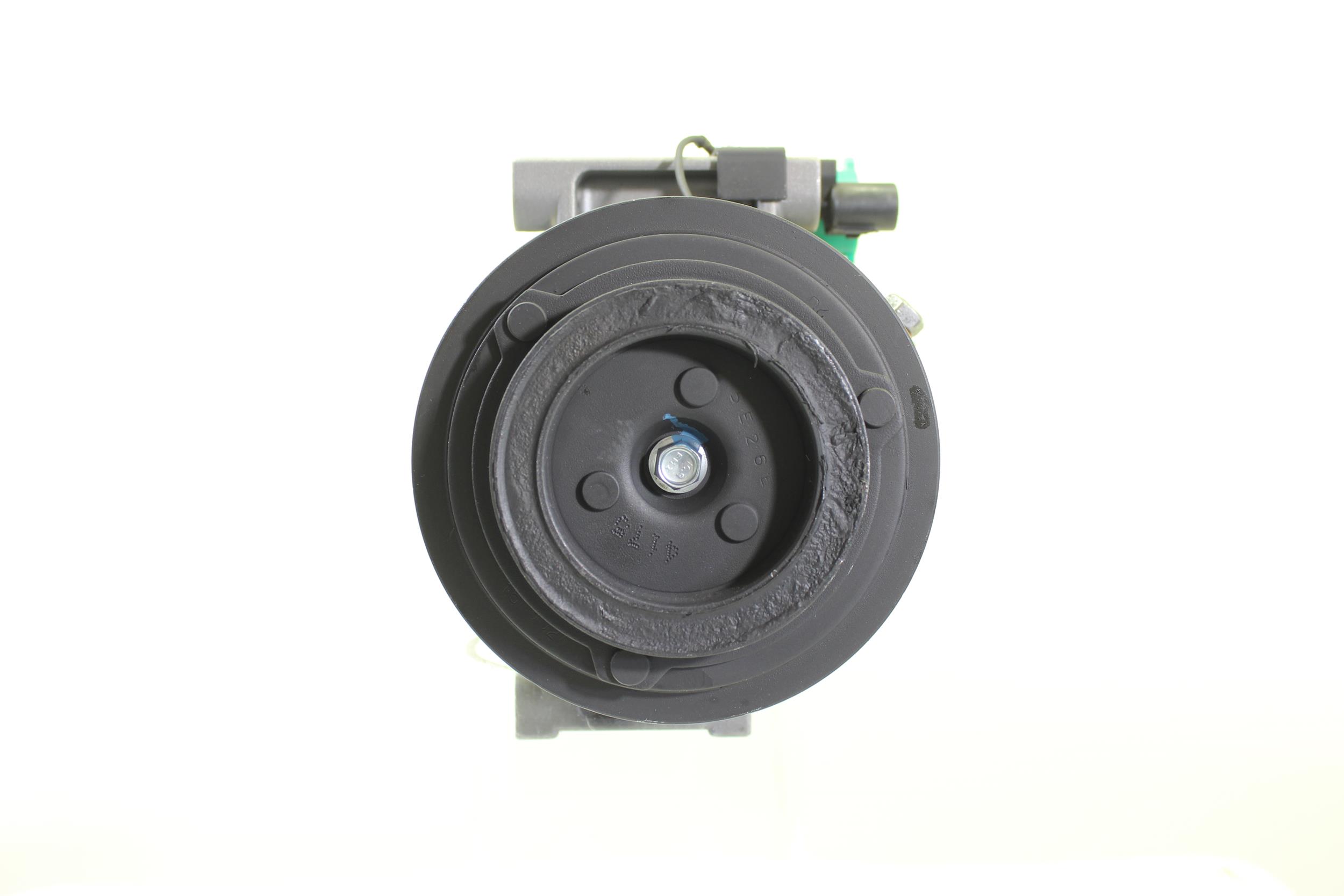 977012B700 OE ALANKO Compresseur de climatisation 10551838