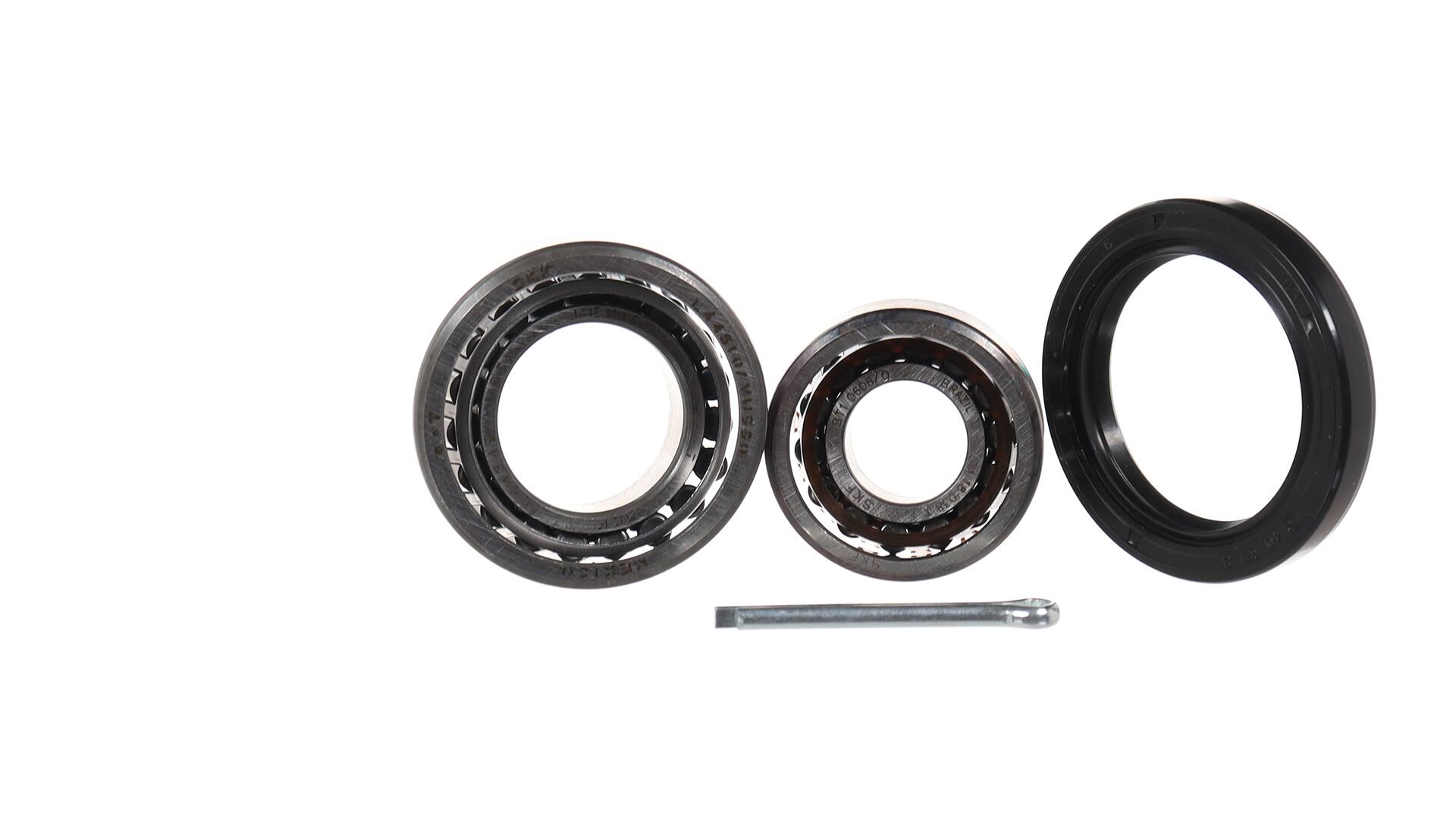 9192133 OE SKF Комплект подшипника ступицы колеса VKBA 505