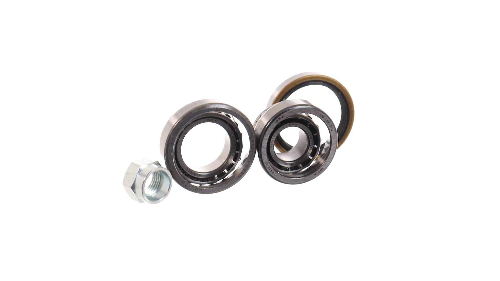 9192133 OE SKF Комплект подшипника ступицы колеса VKBA 904