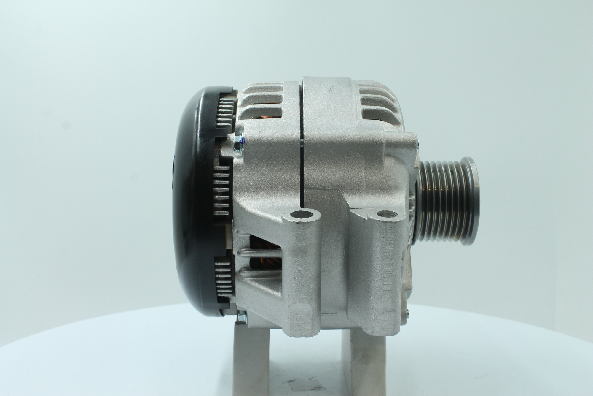 7616120 OE PowerMax Alternator 89215137