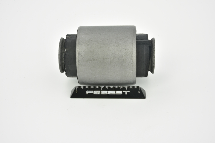 LR045242 OE FEBEST Valdymo svirties / išilginių svirčių įvorė LRAB-047
