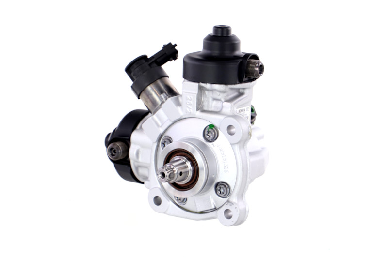 REMANTE Bomba inyectora 002-002-000556R