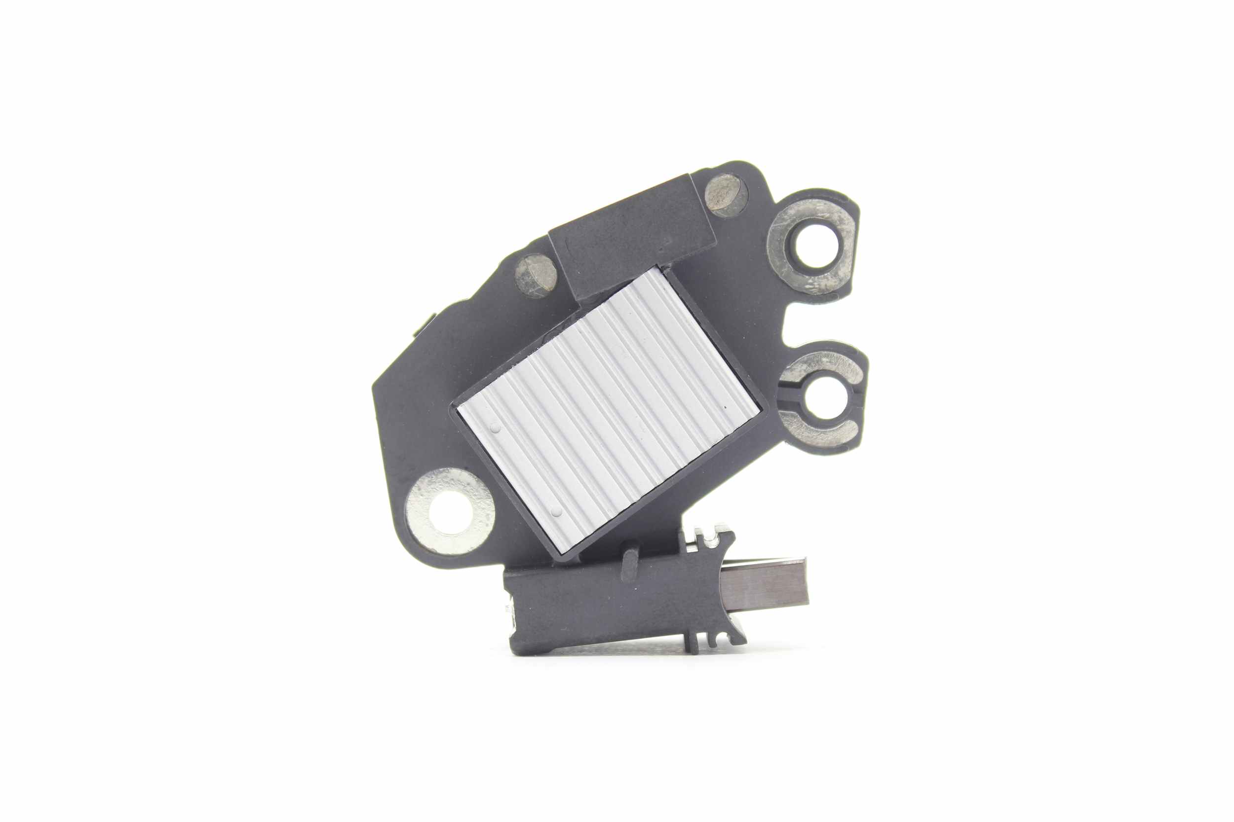 Generatorregulator ALANKO 10700573 der passer til VW, FORD, PEUGEOT, BMW, TOYOTA billig
