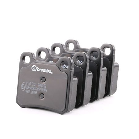 P 50 013 BREMBO Pastillas de freno MERCEDES-BENZ Clase C