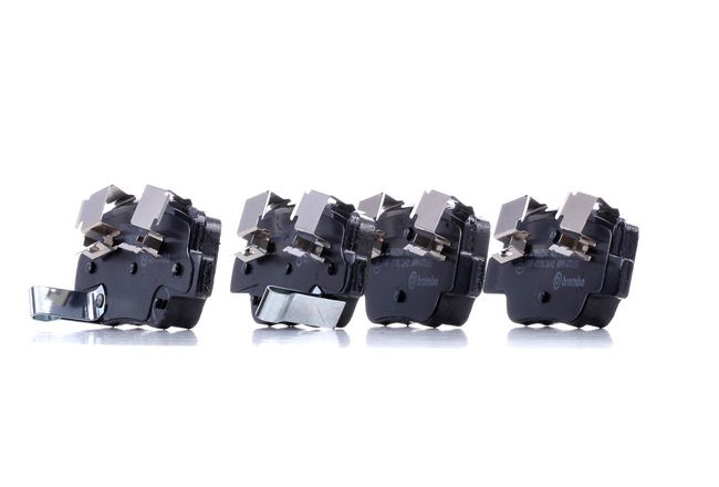 04466YZZE7 OE BREMBO Kit pastiglie freni P 83 114