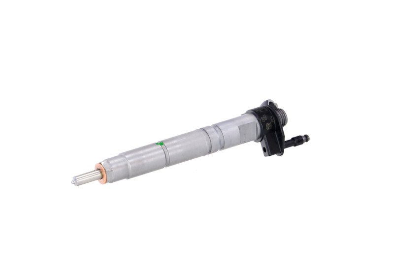 A6420701587 OE REMANTE Iniettore 002-003-001337R
