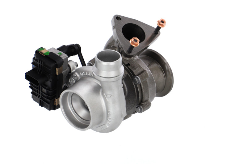 REMANTE 003-002-004415R Turbo Jaguar F-Pace X761 2.0 TD4 Diesel 180 hv 2023