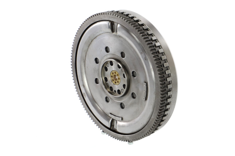 Volante motor 232004X520 REMANTE 009-001-000026R