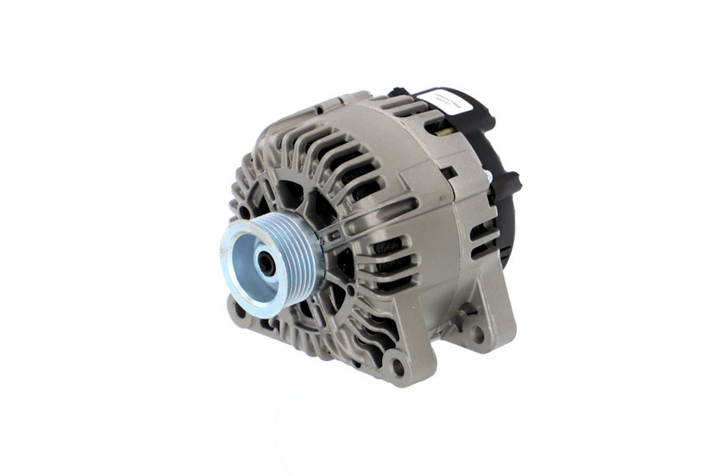 TG15C022 OE REMANTE Alternatore 011-003-000146R