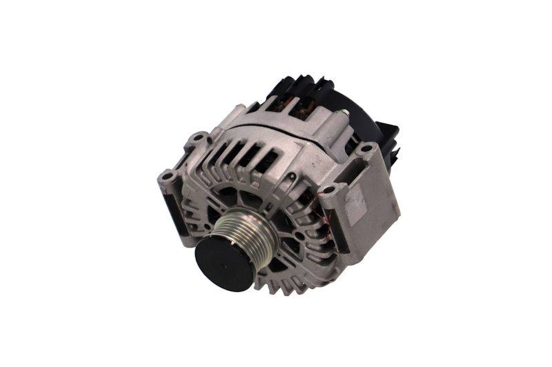 FG18S012 OE REMANTE Alternatore 011-003-000917R