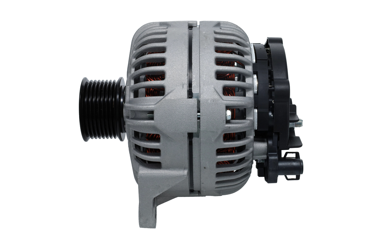 1400520R OE BOSCH Lichtmaschine 1 986 A00 915