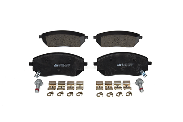 ATE 13.0460-3887.2 Remblok NISSAN Navara Flatbed Vrachtwagen/Chassis (D21) 2.4 4WD Benzine 101 Pk 1991 kosten