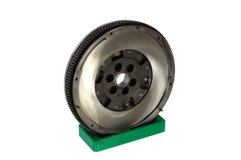 REMANTE 009-001-000056R Smagratis AUDI A6 C6 Sedanas (4F2) 2.0 TDI dyzelinas 136 AG 2006