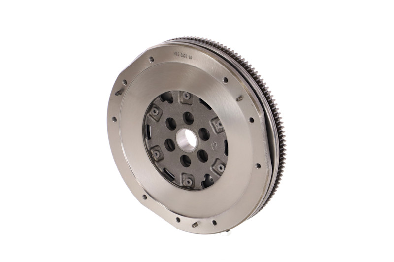 REMANTE 009-001-000087R Volano NISSAN X-TRAIL (T32) 1.6 DIG-T (T32) Benzina 163 CV 2019 prezzo